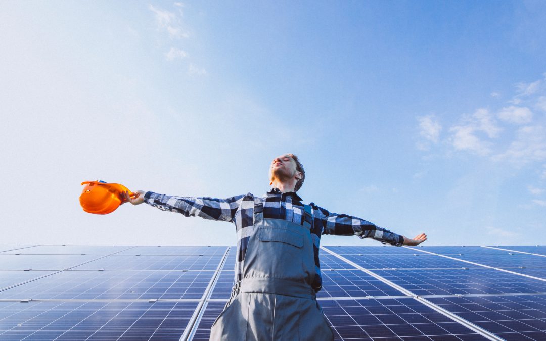 Razmišljaš li o budućnosti svog biznisa? Vrijeme je da razmisliš o solarnoj energiji.